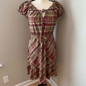 Converse plaid dress